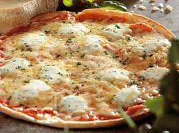 Pizza quattro formagi